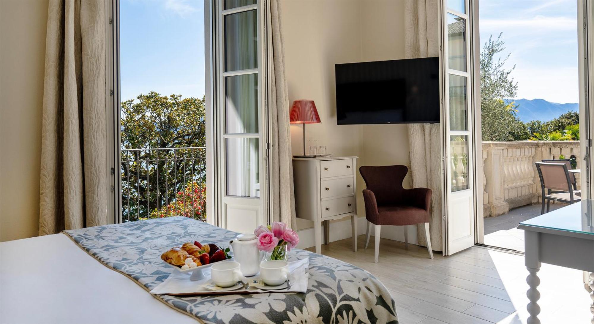 Park Italia 4*